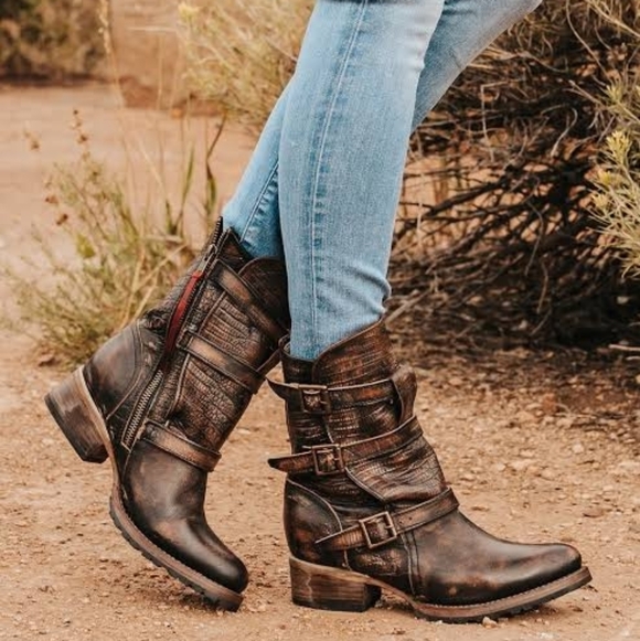 FREEBIRD Apex Moto Boots in Brown Croc